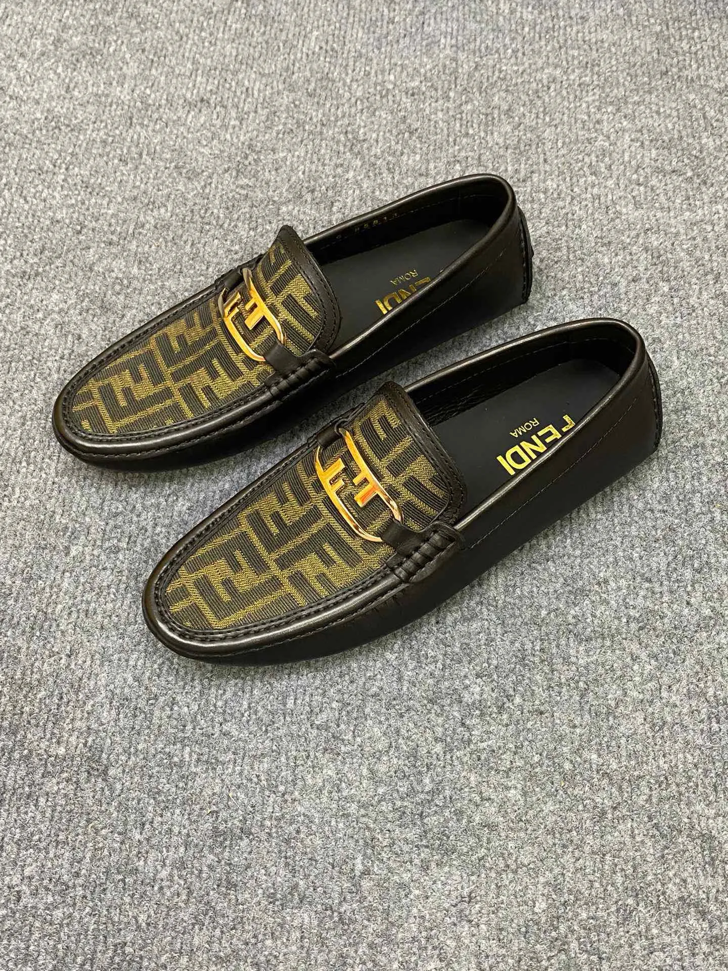Men's Men's Shoes Men's Men's Shoes 💰700FENDI Fendi Men's Shoes are breathable and comfortable. Original development. Counters copy one to one. Imported cowhide. Niuri. 38 to 44. (can be ordered at 45.46. No returns or exchanges)